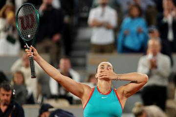 世俱杯分组-网球热度飙升，网友热议不断