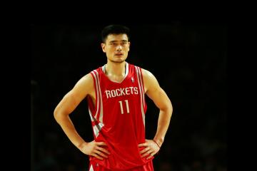 世俱杯赛程-绿茵场上的救赎与血拼，楚阿梅尼的涅槃与贝蒂斯的北欧之战