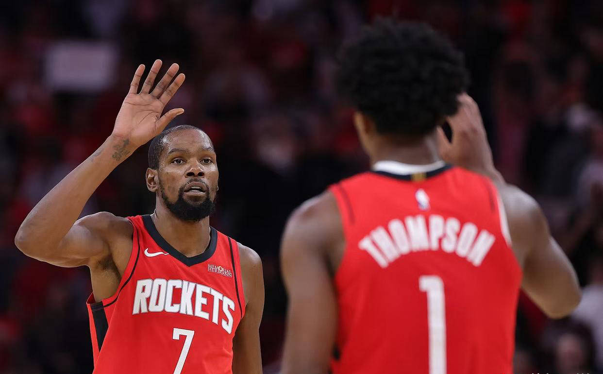 世俱杯-国王横扫上海队，杜兰特状态火热