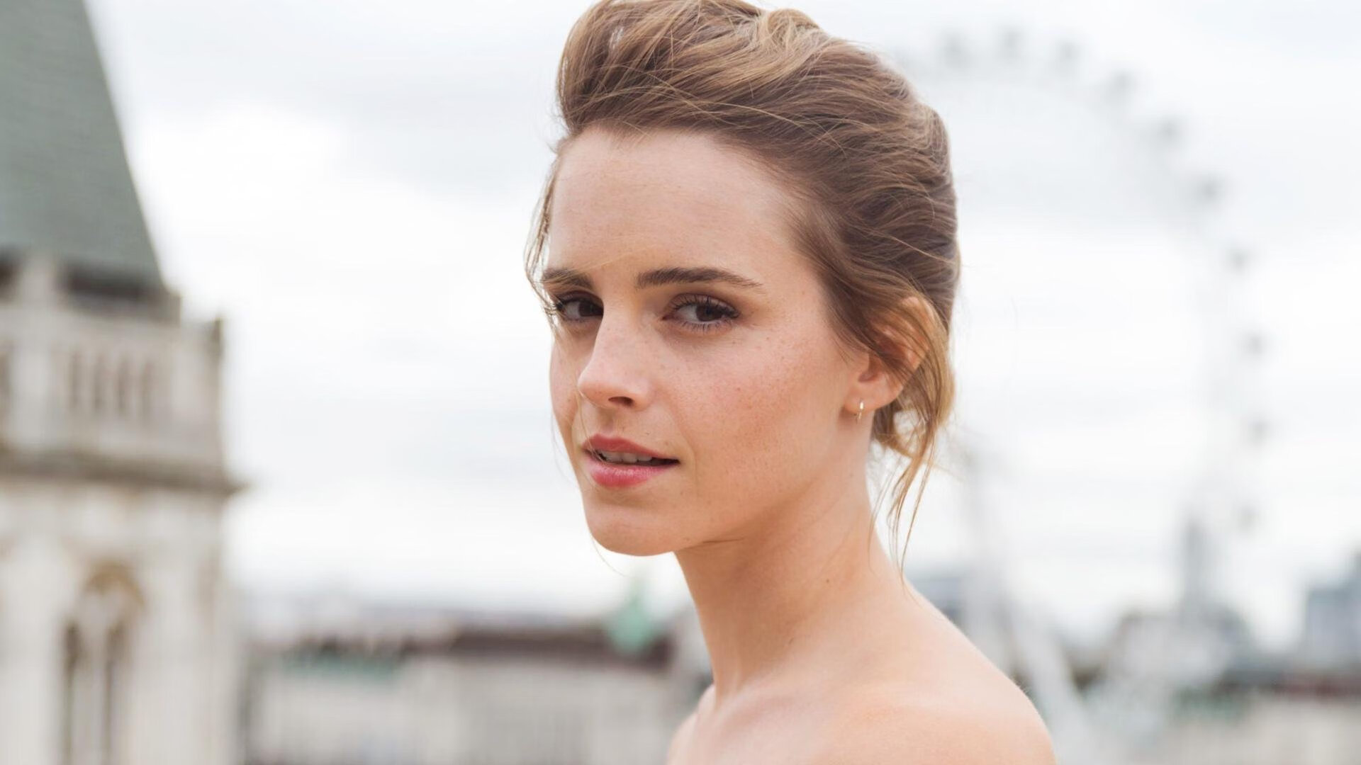 世俱杯分组-德罗赞冠军级表现引爆联盟,雄鹿压哨绝杀国王夺胜利