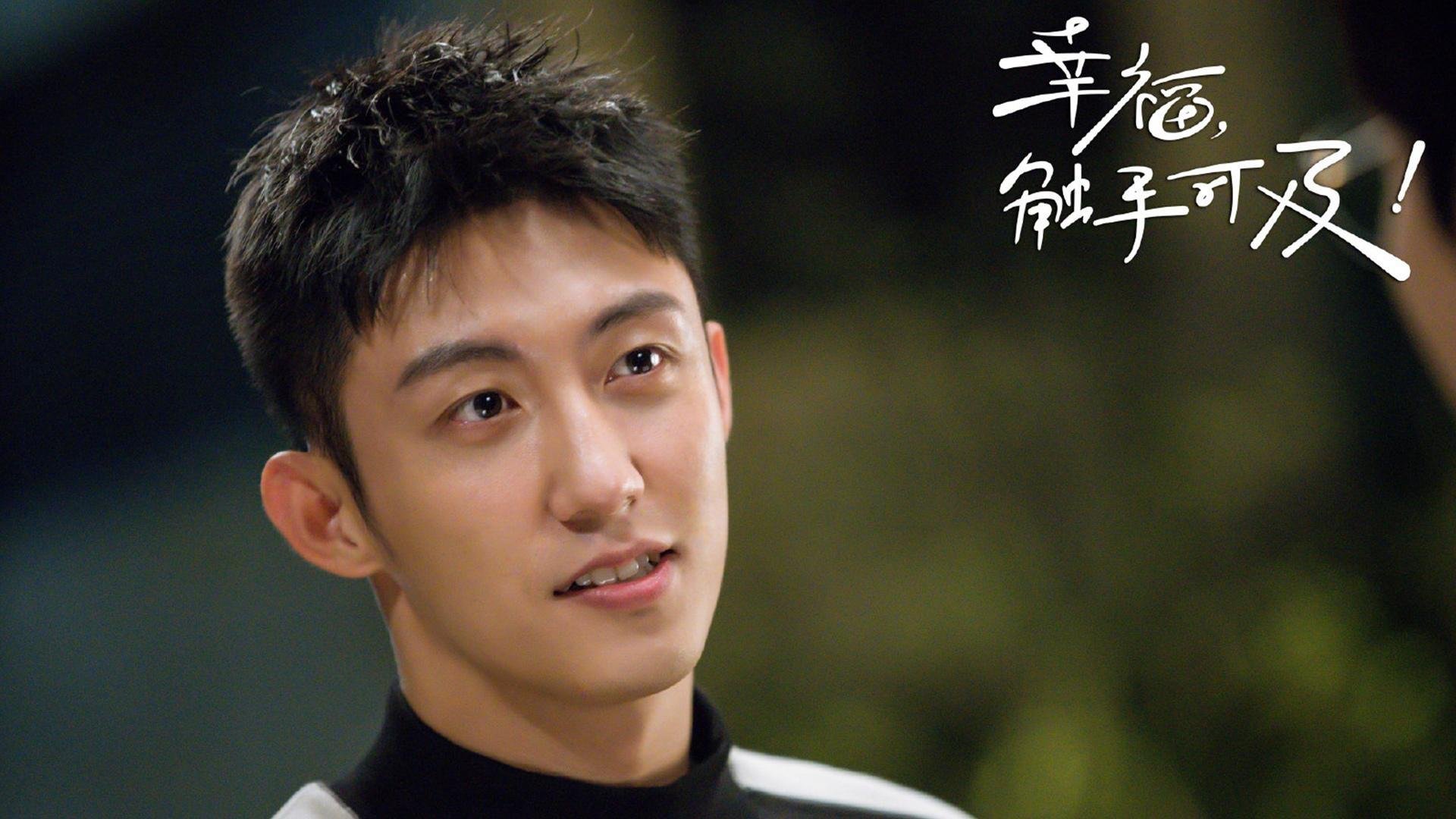 世俱杯分组-洲际舞台的星光与硝烟，当团队意志对决个人英雄主义